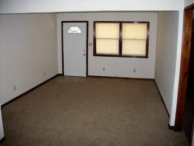 2025 S Princeton Rd, Ottawa, KS 66067