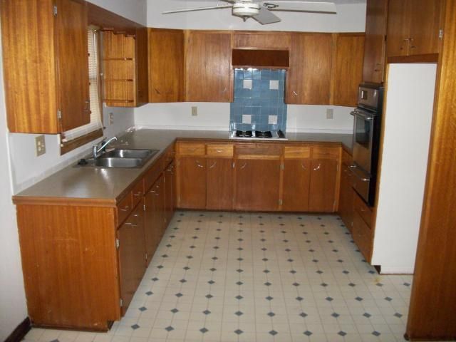 2025 S Princeton Rd, Ottawa, KS 66067