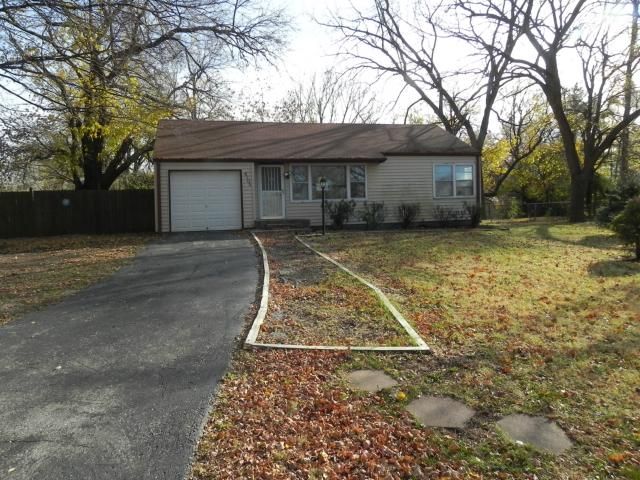 6905 E 68th Ter, Kansas City, MO 64133
