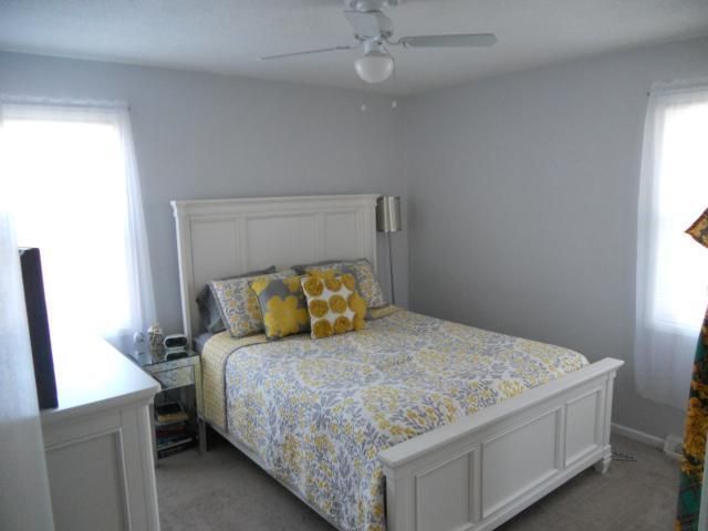 6607 N Liberty St, Kansas City, MO 64118