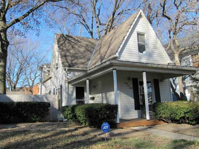 4130 Terrace St, Kansas City, MO 64111