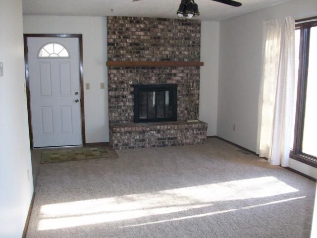 706 Union St, Oskaloosa, KS 66066