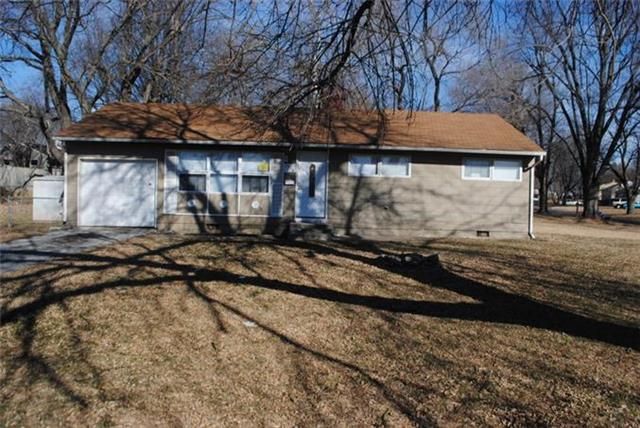 7512 Longview Rd, Kansas City, MO 64134