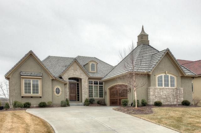 16305 Wedd St, Overland Park, KS 66085