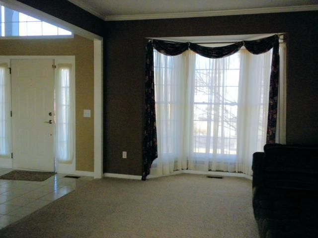 9309 W 150th Ter, Overland Park, KS 66221