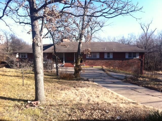8901 Holmes Rd, Kansas City, MO 64131