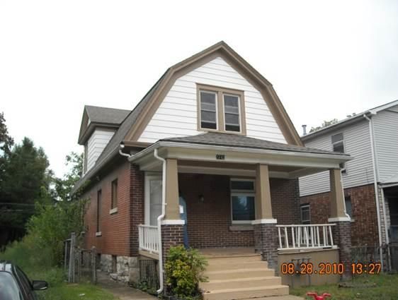 2743 Brooklyn Ave, Kansas City, MO 64109