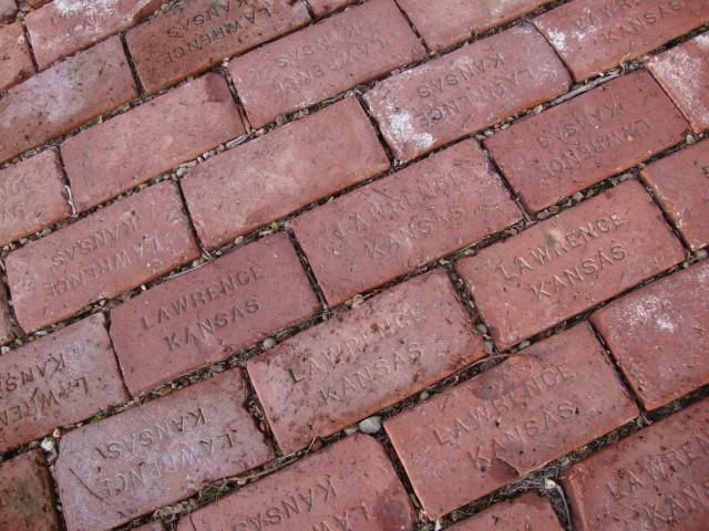 824 Ohio St, Lawrence, KS 66044