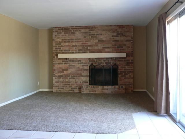 7606 W 59th Ter #13, Overland Park, KS 66202