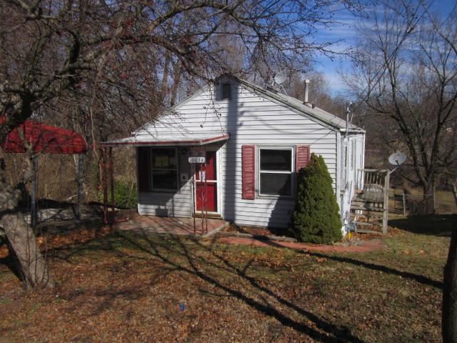 10034 E 22nd St, Independence, MO 64052