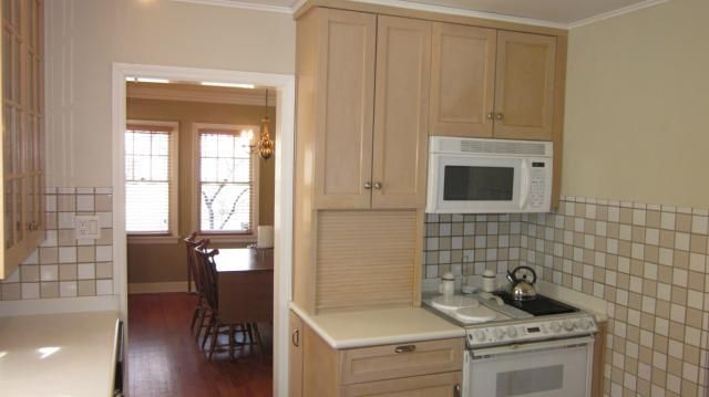 429 E 72nd Ter, Kansas City, MO 64131