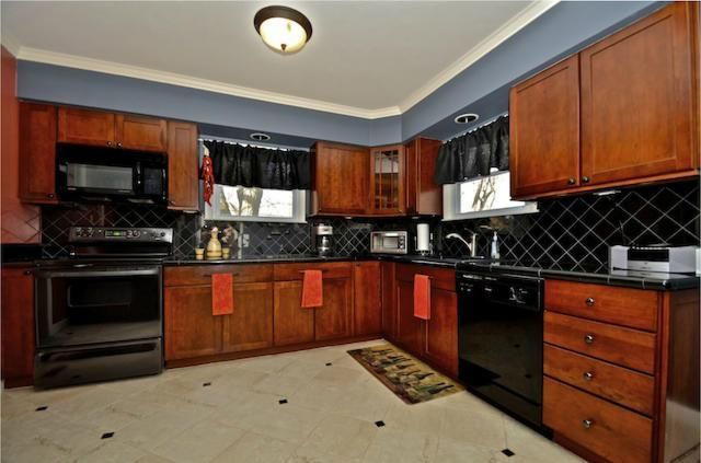7210 Jarboe St, Kansas City, MO 64114