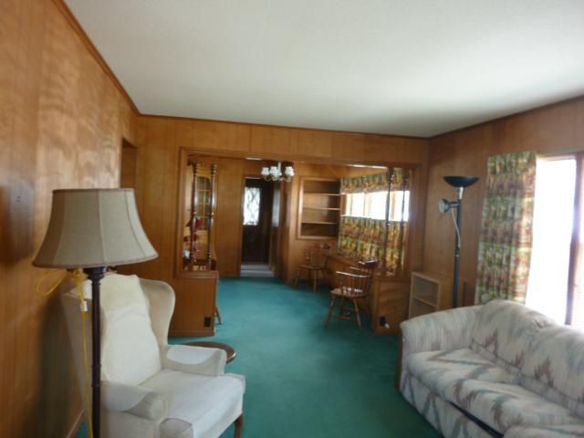 1828 S Hawthorne Ave, Independence, MO 64052
