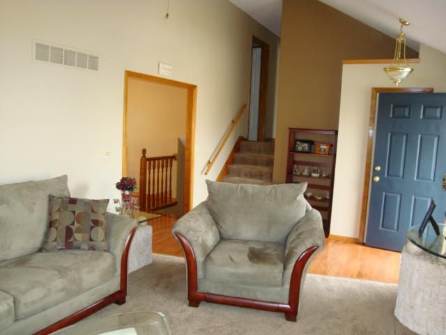 7352 N Rhode Ave, Kansas City, MO 64152