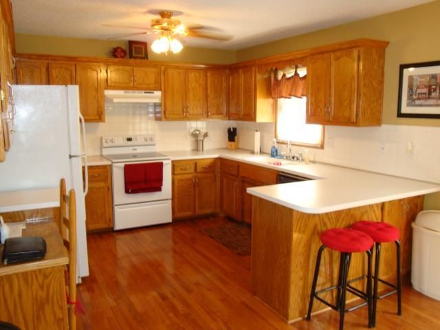 7352 N Rhode Ave, Kansas City, MO 64152
