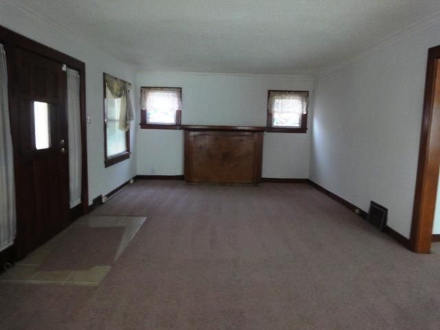 1325 Ruby Ave, Kansas City, KS 66103