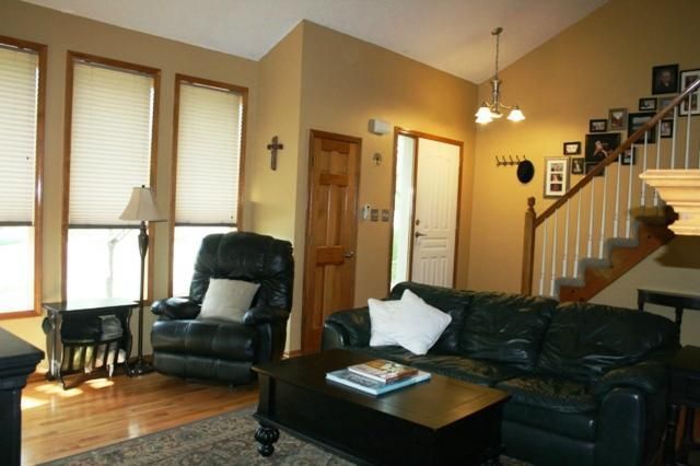 4428 NW Indian Ln, Riverside, MO 64150