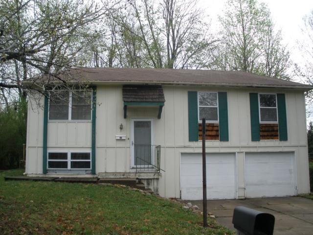 19300 E 5th Ct, Independence, MO 64056