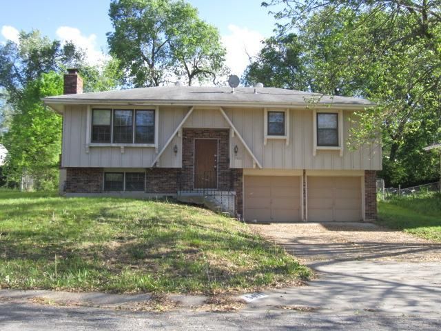 5401 E 100th St, Kansas City, MO 64137