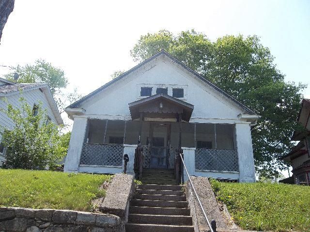 3713 Ruby Ave, Kansas City, KS 66106