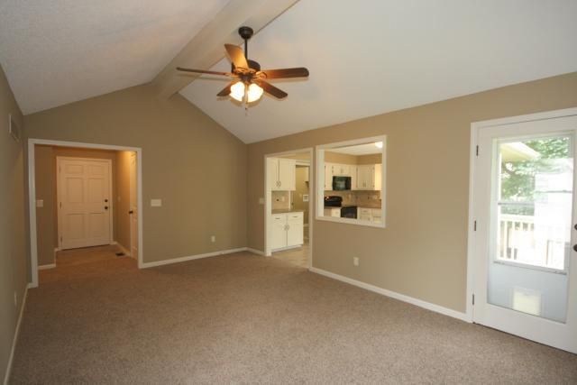 6704 N St Clair Ave, Kansas City, MO 64151