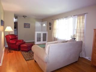 4901 W 100th Ter, Overland Park, KS 66207
