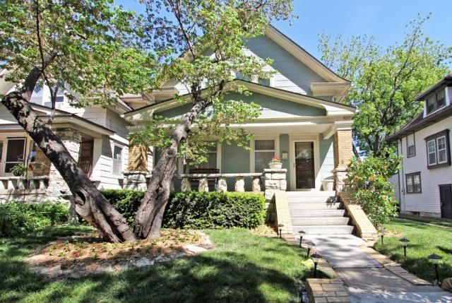 4227 Holly St, Kansas City, MO 64111