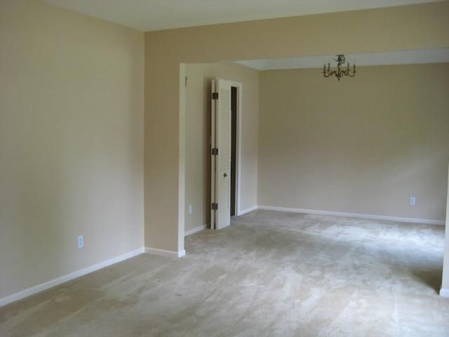 6401 W 100th Ter, Overland Park, KS 66212