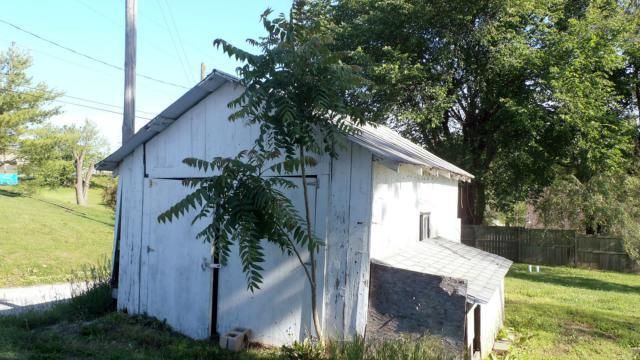 309 W Main St, Maysville, MO 64469