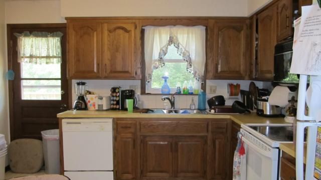 244 W Grand St, Gardner, KS 66030