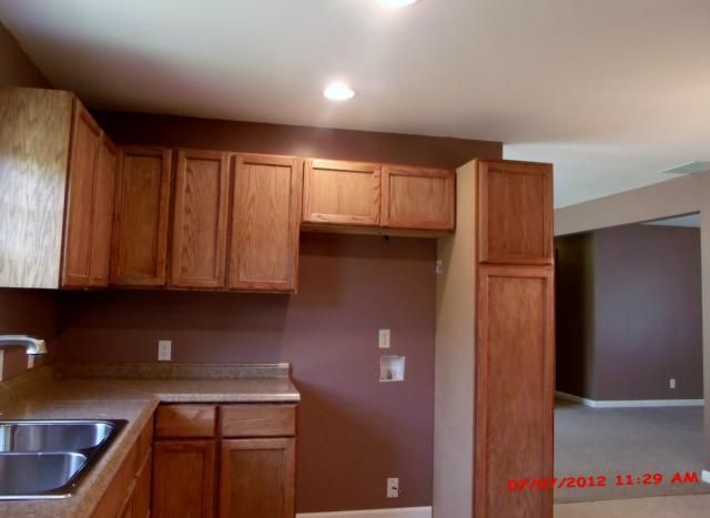 344 E Monroe Ave, Garnett, KS 66032