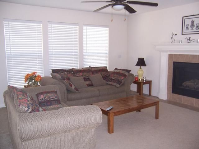 4701 Edgehill St, Leavenworth, KS 66048