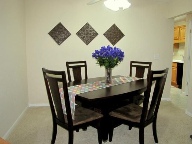 6109 W 87th Ter, Overland Park, KS 66207