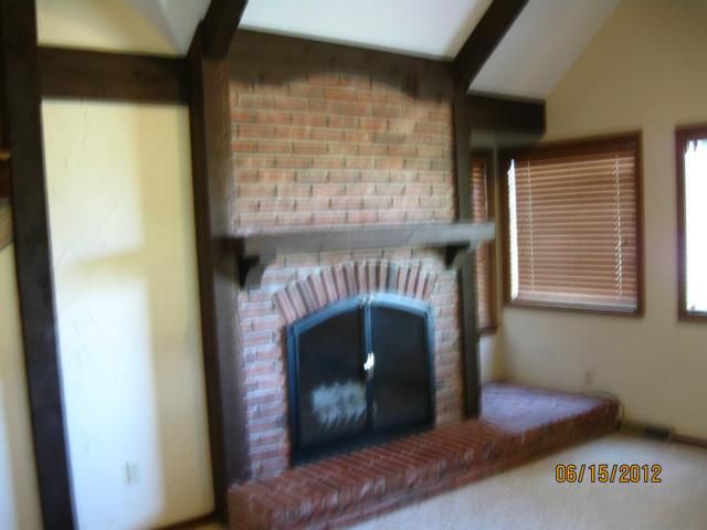 7000 Lees Summit Rd, Kansas City, MO 64136