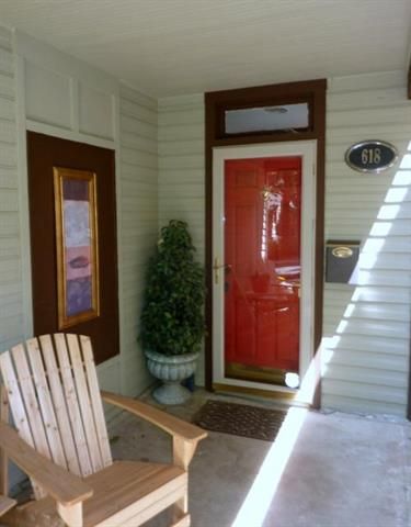 618 E 42 St, Kansas City, MO 64110