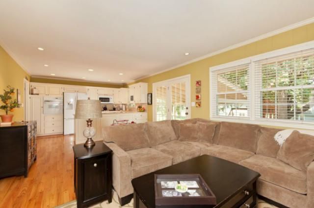 5616 W 92 Pl, Overland Park, KS 66207