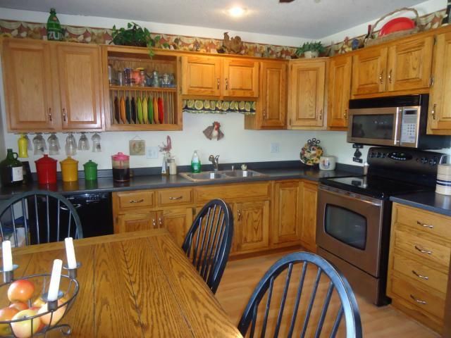 1512 S 7th St, Atchison, KS 66002