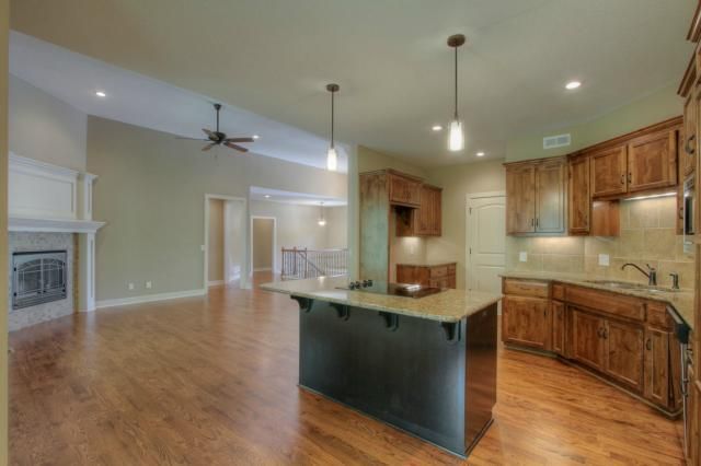 5230 N Walnut St, Kansas City, MO 64118