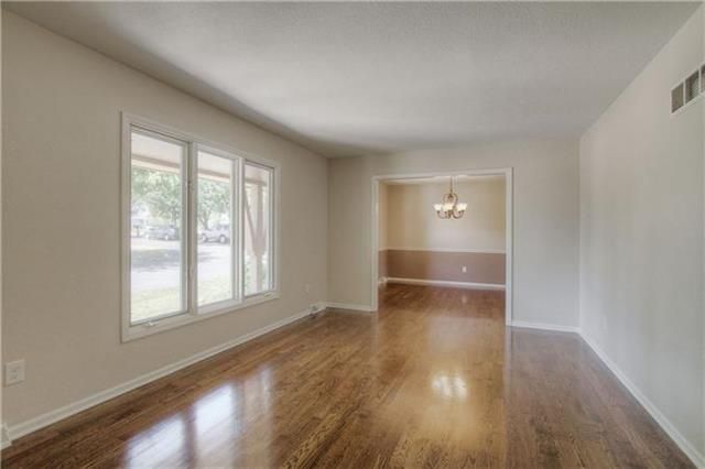 15785 Switzer Rd, Overland Park, KS 66221