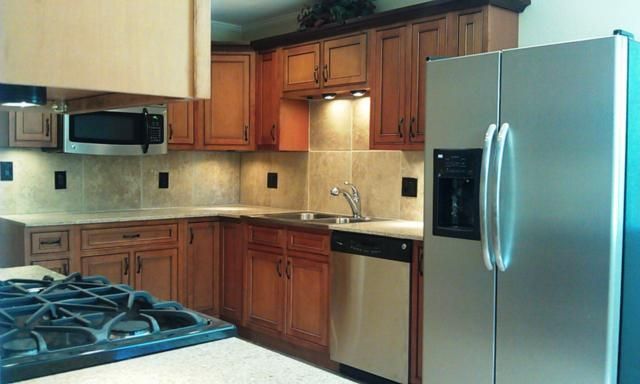 627 E 69 St, Kansas City, MO 64131