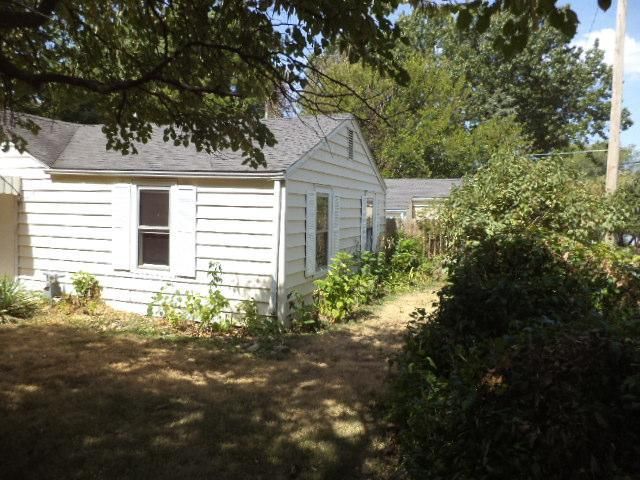 9000 Walnut St, Kansas City, MO 64114