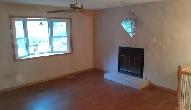 15300 E 49th St, Kansas City, MO 64136