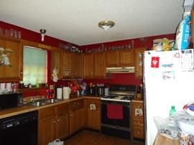 1626 N Emery St, Independence, MO 64050