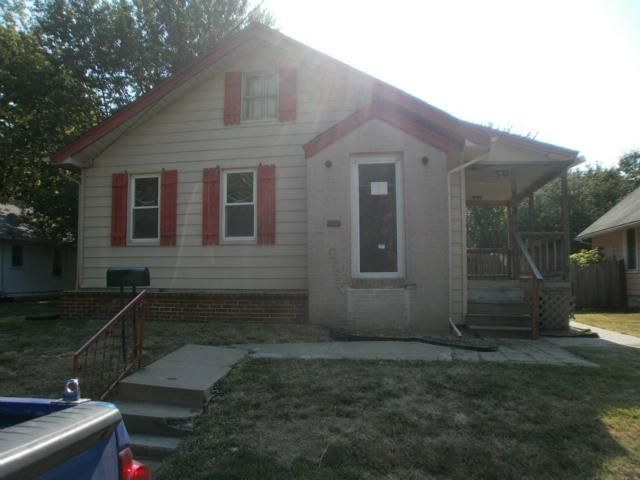 813 S Forest Ave, Independence, MO 64052