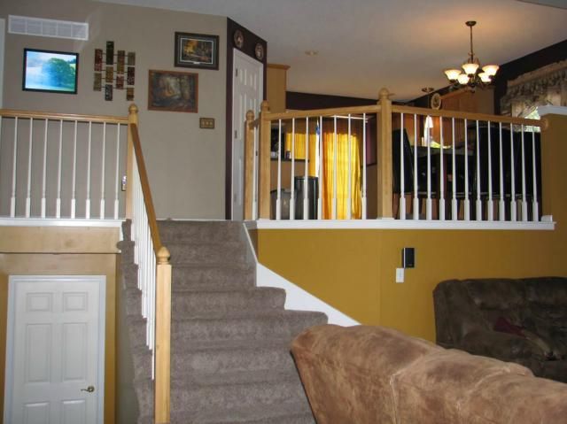 8564 N Gower Ave, Kansas City, MO 64154