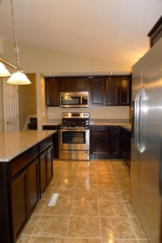 7613 N Avalon St, Kansas City, MO 64152