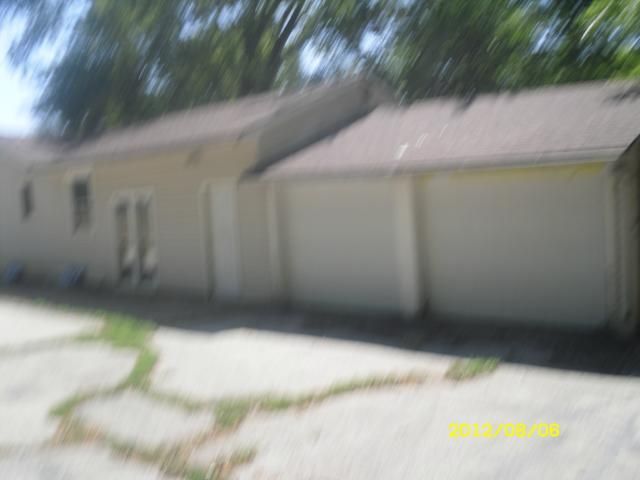 10704 E 67th St, Raytown, MO 64133