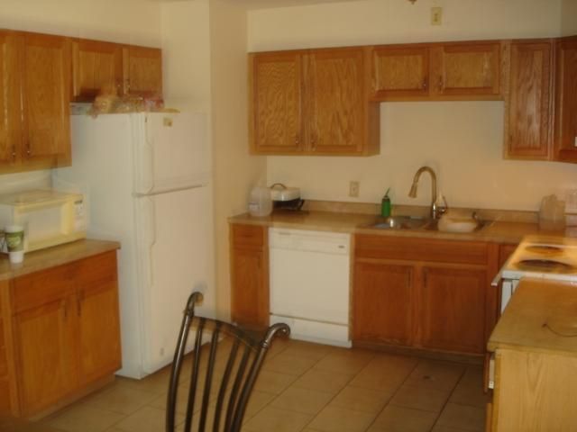 7713 E 112th Ter, Kansas City, MO 64134
