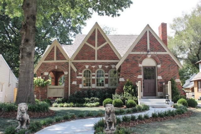 7582 Walnut St, Kansas City, MO 64114