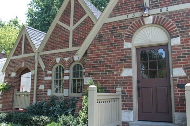 7582 Walnut St, Kansas City, MO 64114
